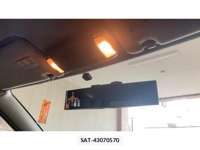 Toyota VOXY 2005-07 8146983-27