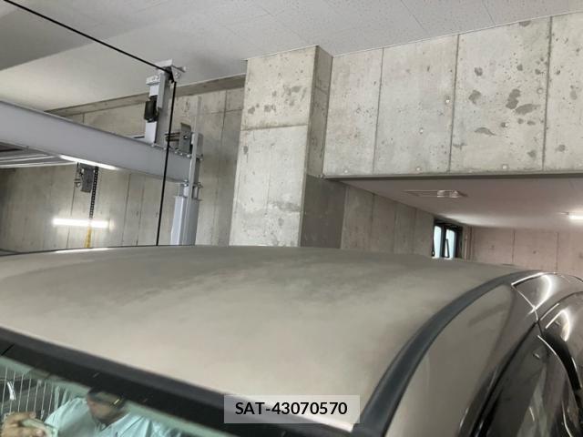 Toyota VOXY 2005-07 8146983-4