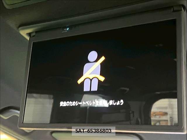 Toyota VOXY 2023-06 8146961-7