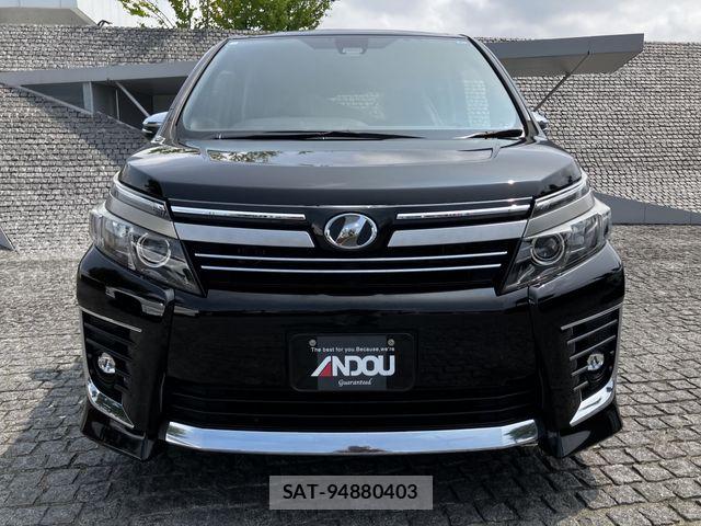 Toyota VOXY 2017-03 8146977-5