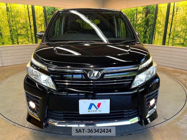 Toyota VOXY 2015-06 8146973-14