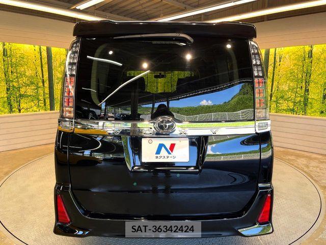 Toyota VOXY 2015-06 8146973-15