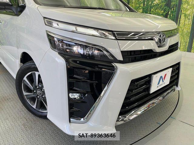 Toyota VOXY 2020-07 8146970-13