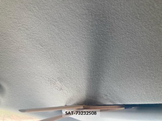 Toyota VOXY 2007-10 8146986-23