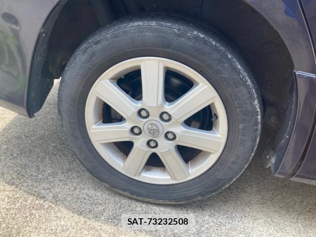 Toyota VOXY 2007-10 8146986-6