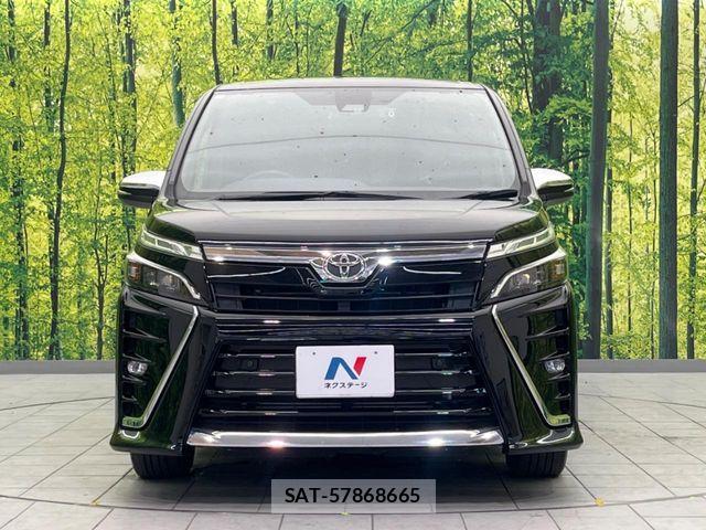 Toyota VOXY 2021-09 8146966-14