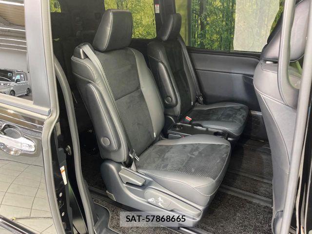 Toyota VOXY 2021-09 8146966-8