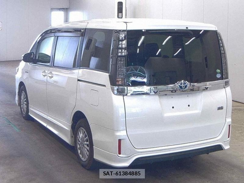 Toyota VOXY HYBRID 2014-09 8149530-2