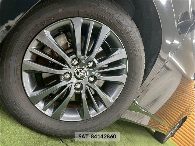 Toyota VOXY 2023-06 8146963-19