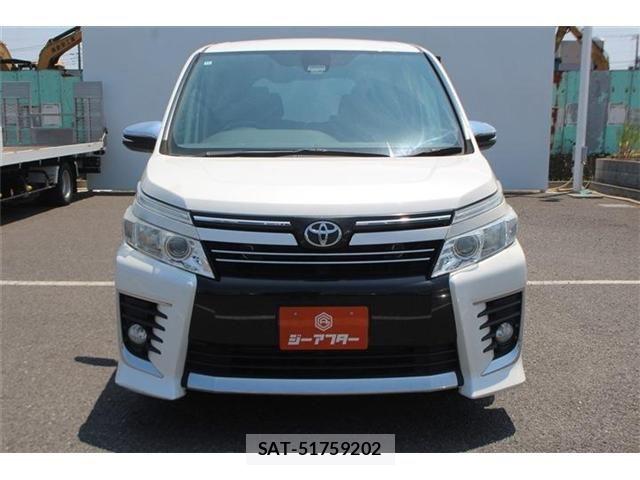 Toyota VOXY 2016-03 8146978-10