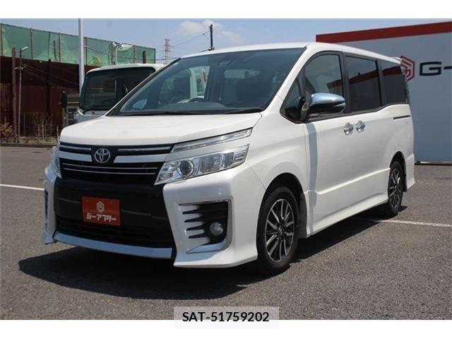 Toyota VOXY 2016-03 8146978-11