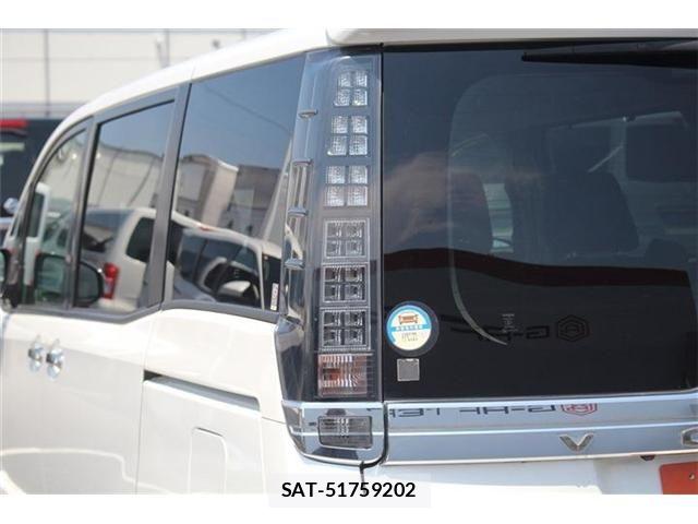 Toyota VOXY 2016-03 8146978-27