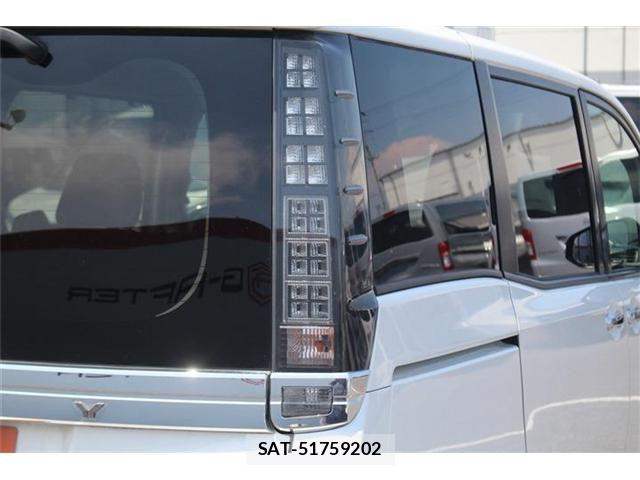 Toyota VOXY 2016-03 8146978-28