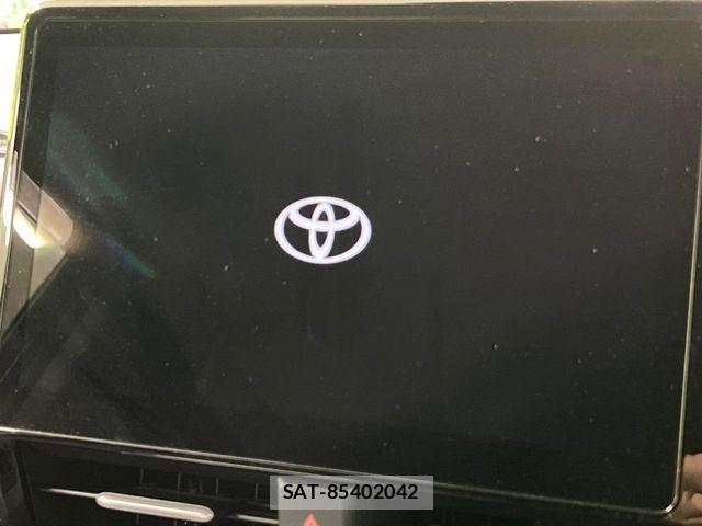 Toyota VOXY 2023-06 8146960-4