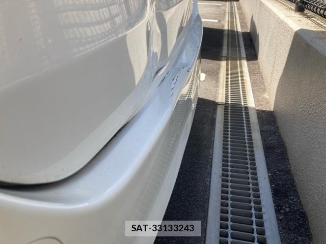 Toyota VOXY 2011-09 8159498-20