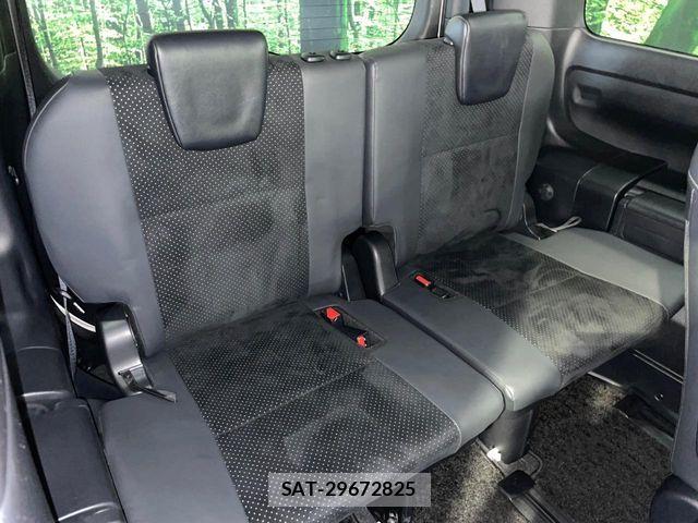 Toyota VOXY 2021-07 8159488-10