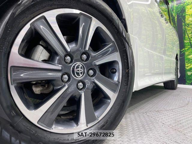 Toyota VOXY 2021-07 8159488-14
