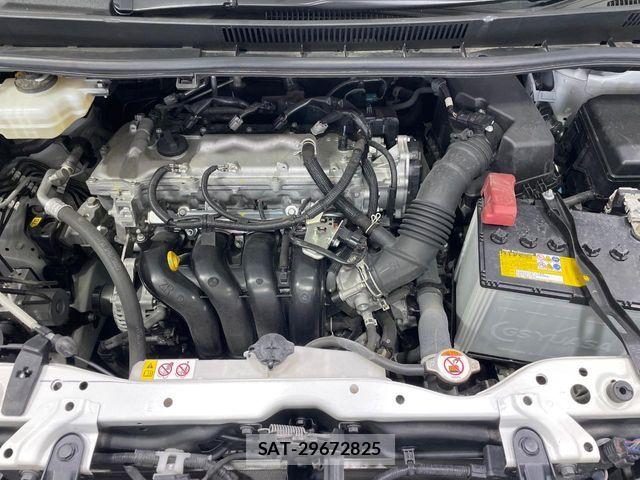 Toyota VOXY 2021-07 8159488-17