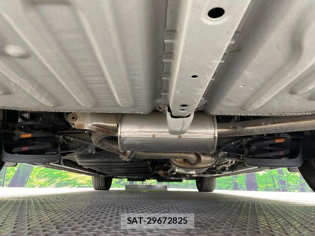 Toyota VOXY 2021-07 8159488-18