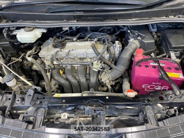 Toyota VOXY 2015-09 8159496-17