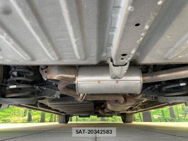 Toyota VOXY 2015-09 8159496-18