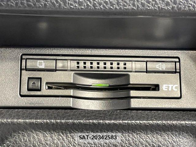 Toyota VOXY 2015-09 8159496-5