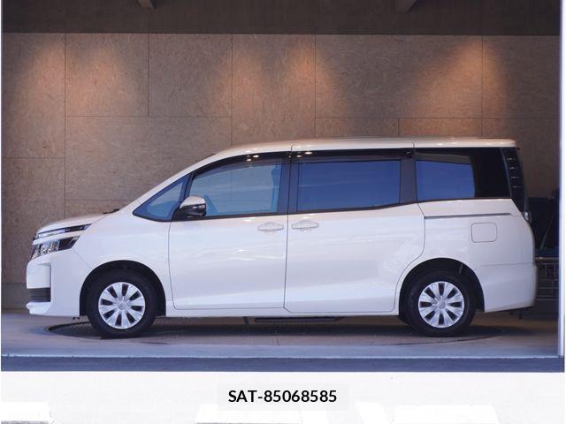 Toyota VOXY 2016-11 8159494-2