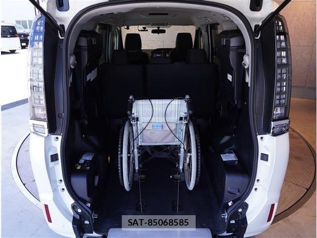 Toyota VOXY 2016-11 8159494-8