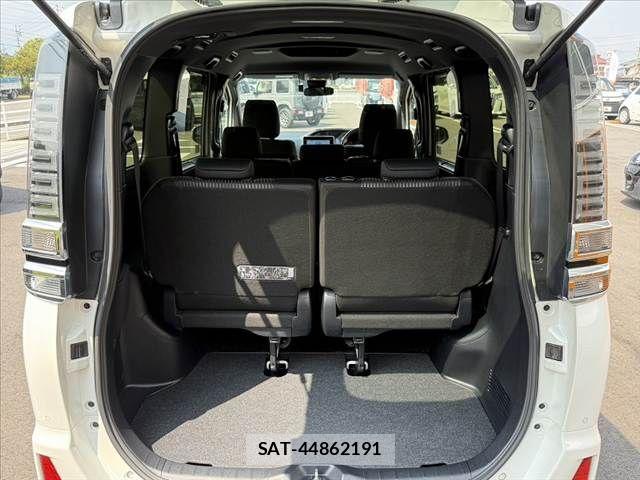Toyota VOXY 2019-01 8159495-21