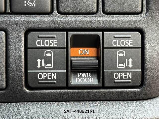 Toyota VOXY 2019-01 8159495-5