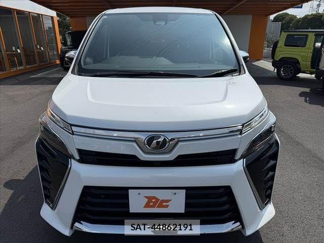 Toyota VOXY 2019-01 8159495-8
