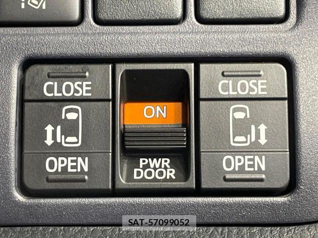 Toyota VOXY 2016-02 8159493-3