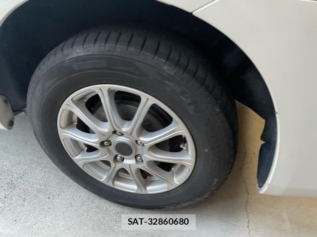Toyota VOXY 2010-01 8159499-16