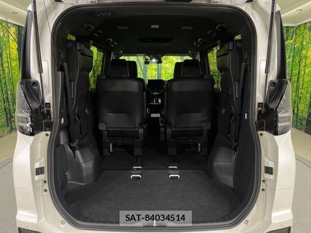 Toyota VOXY 2023-07 8159486-9