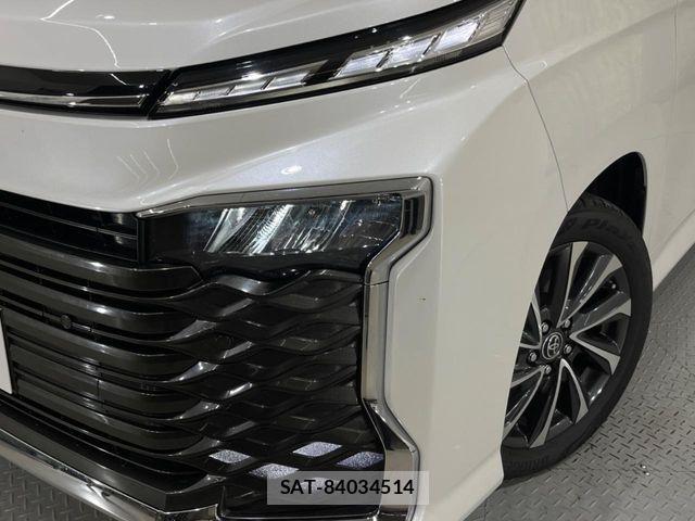 Toyota VOXY 2023-07 8159486-11