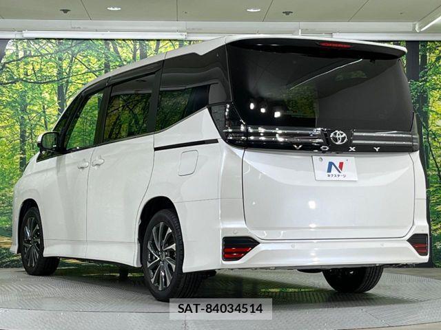 Toyota VOXY 2023-07 8159486-16