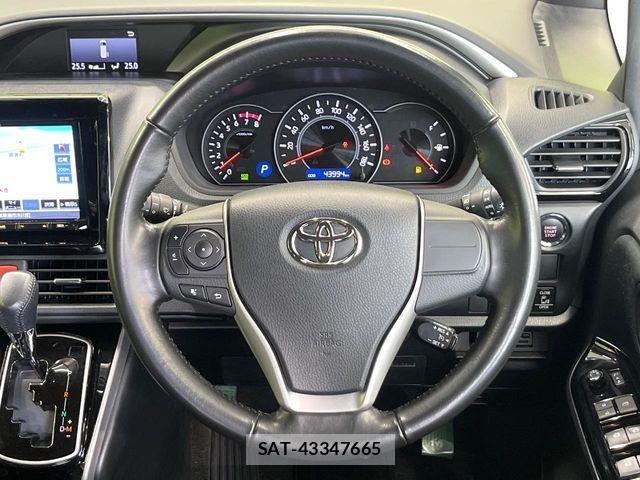 Toyota VOXY 2019-01 8210929-11