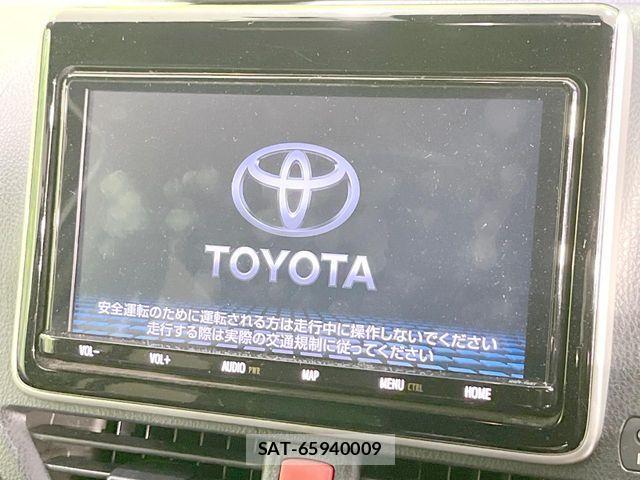 Toyota VOXY 2021-09 8210931-3
