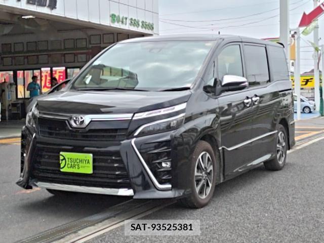 Toyota VOXY 2020-09 8210920-0