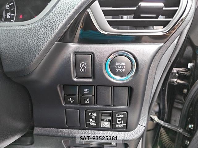 Toyota VOXY 2020-09 8210920-14
