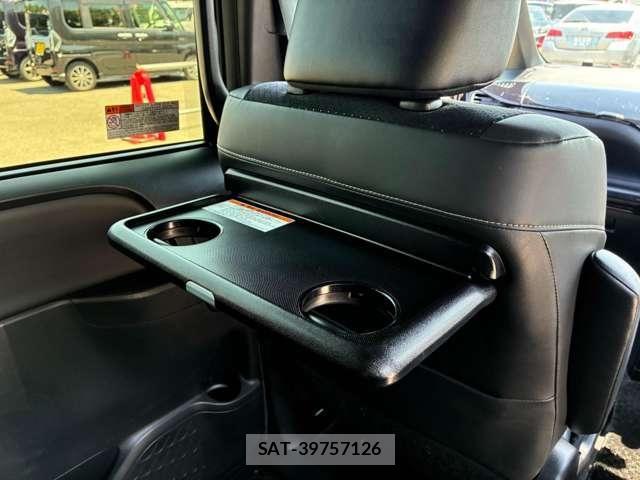 Toyota VOXY 2020-10 8210919-19