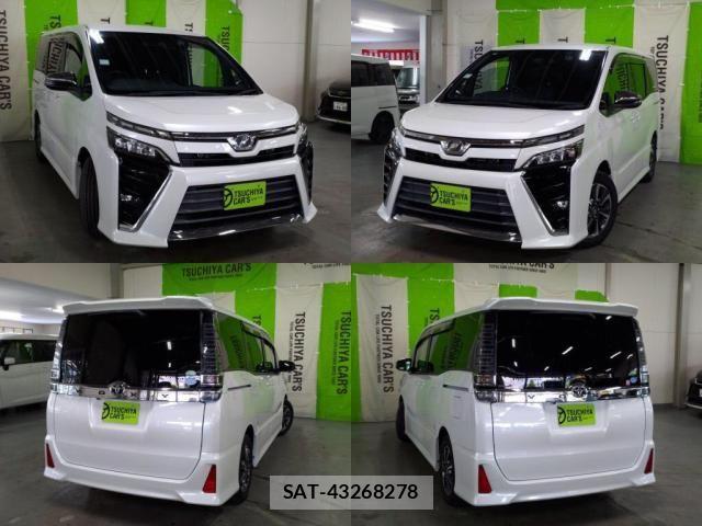 Toyota VOXY 2017-09 8210927-3