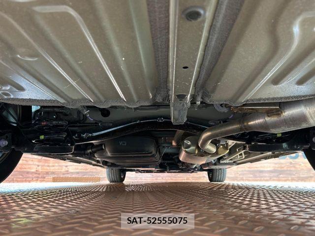 Toyota VOXY 2024-07 8210901-19