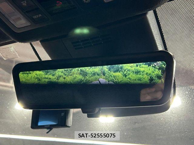 Toyota VOXY 2024-07 8210901-5