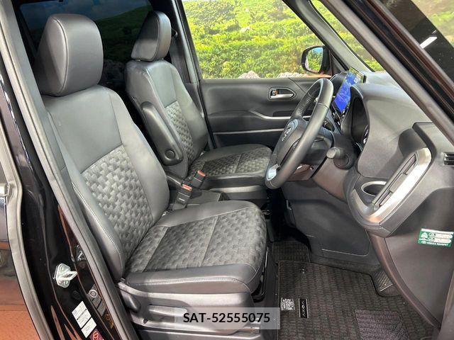 Toyota VOXY 2024-07 8210901-7