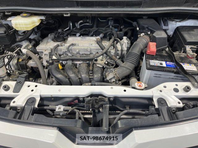 Toyota VOXY 2017-12 8210934-18