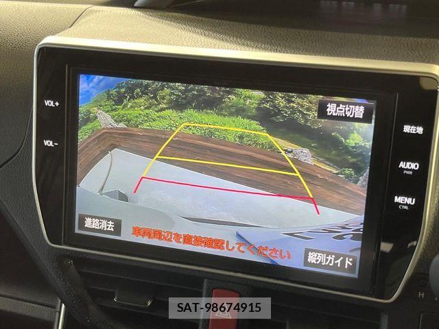 Toyota VOXY 2017-12 8210934-5