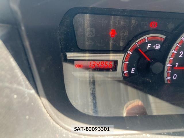 Toyota VOXY 2011-06 8210956-19