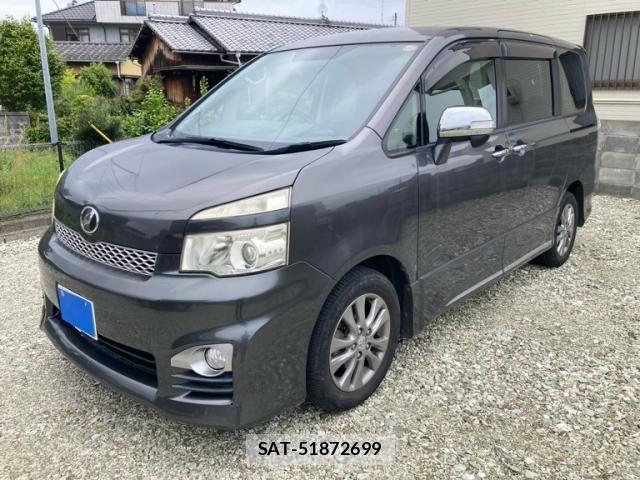 Toyota VOXY 2012-11 8210960-0