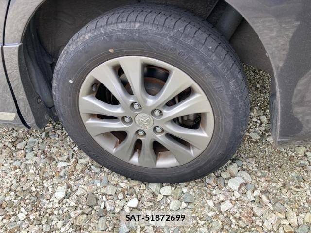 Toyota VOXY 2012-11 8210960-7